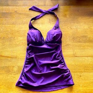 Women’s intimate wear (size 6)